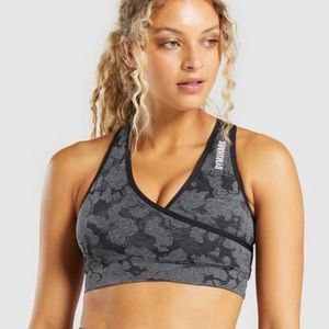 Adapt Camo Seamless Sports Bra